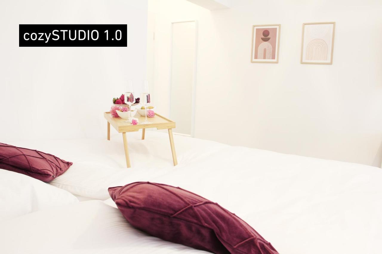 Secret Hideaways Cozystudio Superior Apartments Mit Wifi L 450M Bis Uni L Messe L Flughafen L Zoo Duisburg Dış mekan fotoğraf